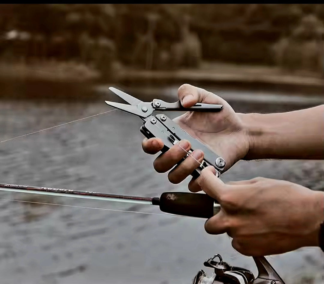 Sailors Multitool. "Sailor Max"